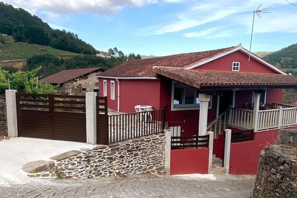 Casa Do Feligres E Da Alsira Villa Nogueira de Abaixo Exterior photo